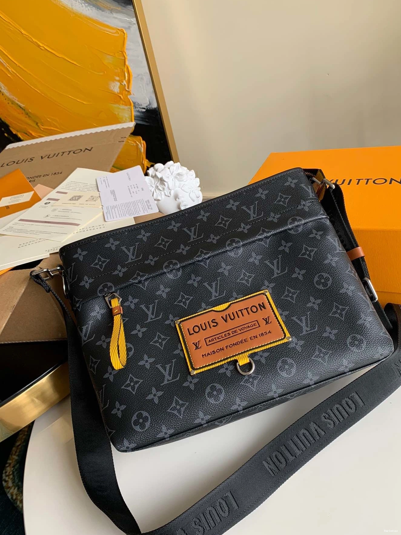 Rep ladies BAG VUITTON LOUIS MESSENGER 0815